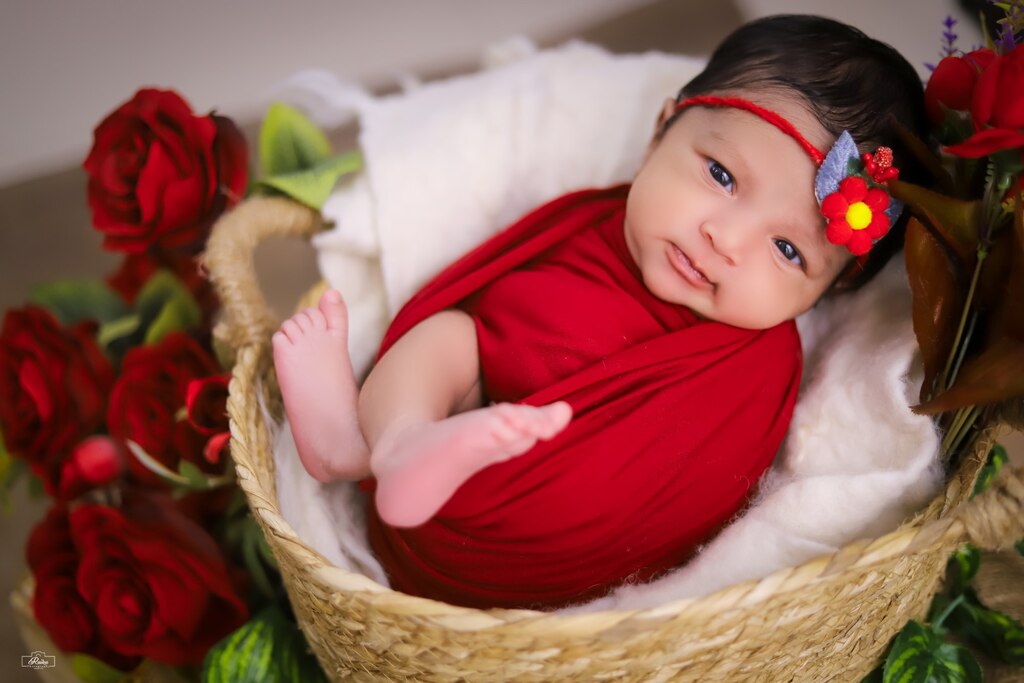 Newborn Basket With Red Wrapping Setup 119
